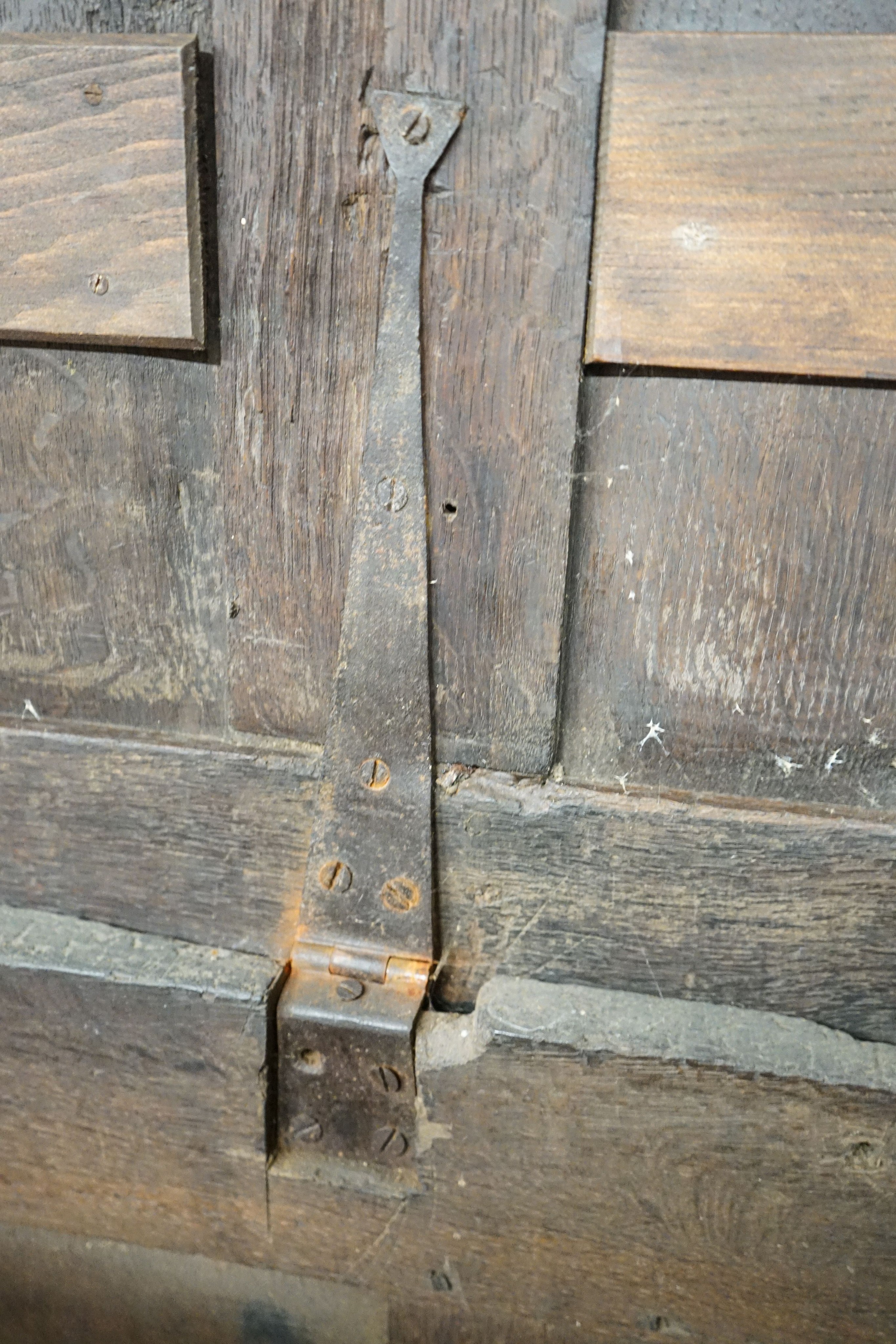 A large 17th century foliate carved oak coffer, length 159cm, depth 72cm, height 76cm